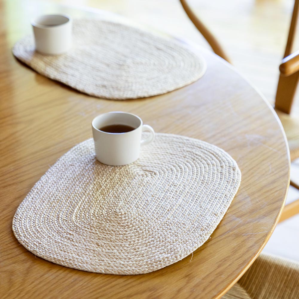 M+abaca]三つ編みオーバルマット – Professional Crew Patras