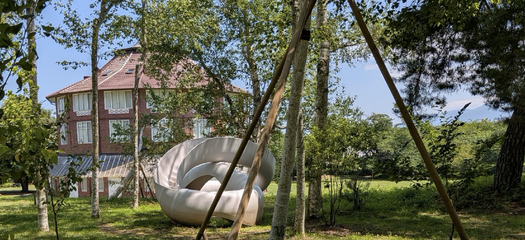 近現代の名建築が点在<br>白樺派にも縁深い<br>「清春芸術村・Kiyoharu Art Colony」