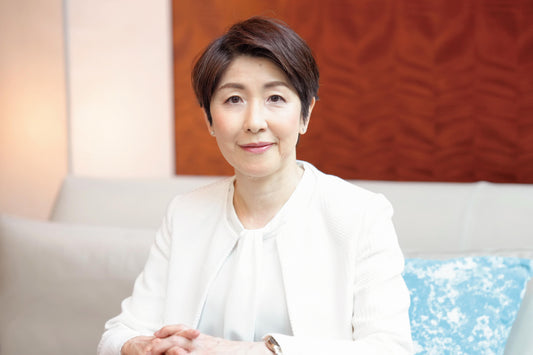 日本企業初女性CFOとして<br>東証マザーズ上場第1号達成。<br>キャリアアップに必要なこととは<br>新井佐恵子