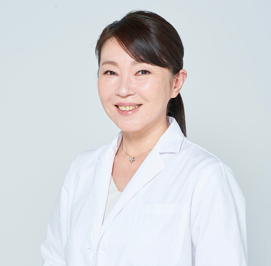 安眠できる枕を<br>お探しの方へ。<br>心地よい入眠に癒される<br>KAOYOMI<br>寝姿勢サポート<br>ラテックス枕