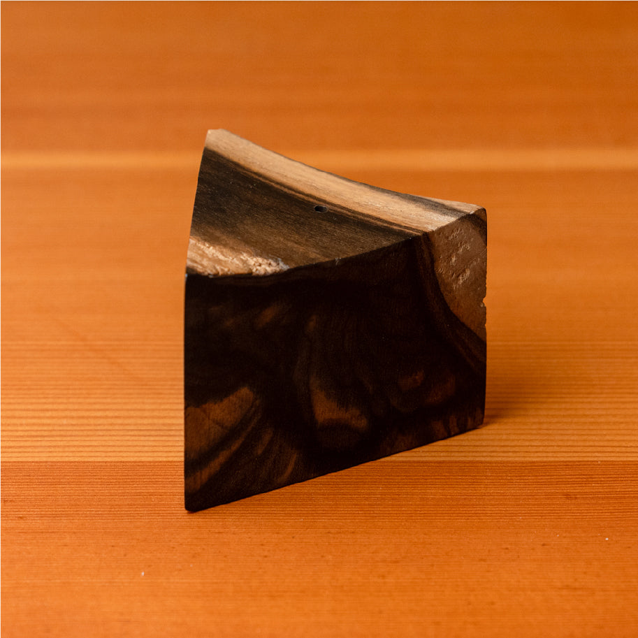 木のしつらゑ<br>「BLACK PERSIMMON・黑柿」 <br>黑柿の香立