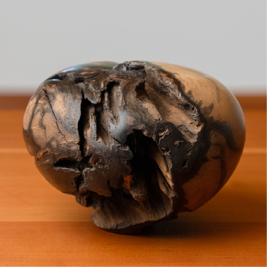 木のしつらゑ<br>「BLACK PERSIMMON・黑柿」 <br>唐茄子の一輪挿し